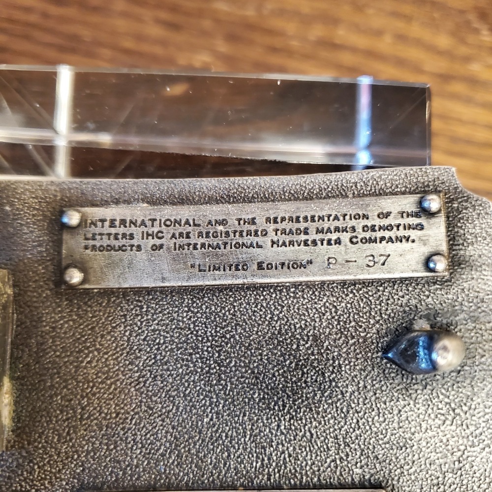 Vtg Limited Edition 1974 International Auto Wagon‎ Belt Buckle by Bergamot - Picture 5 of 9